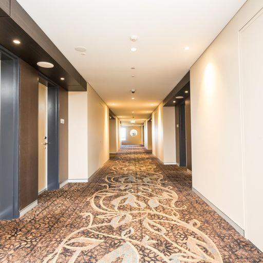 Calamvale Hotel Suites And Conference Centre Бризбейн Екстериор снимка